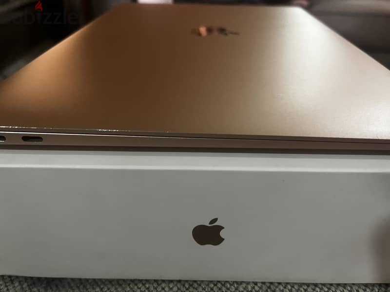 MacBook air 13 inch rose gold 3