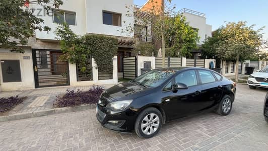 Opel Astra 2016
