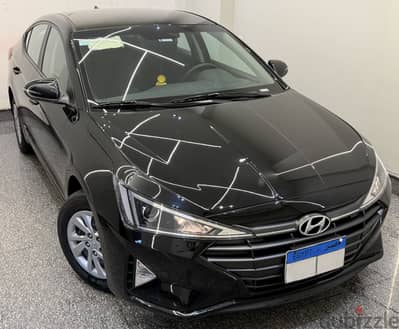 Hyundai Elantra Ad 2020