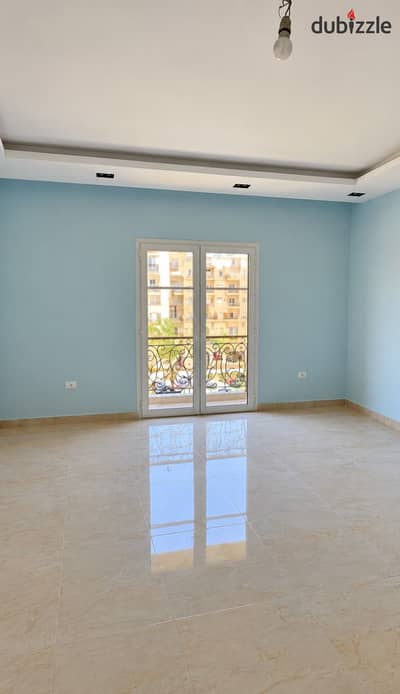 Apartment for Sale in Hyde Park Compound, New Cairo – Super Lux Finishing with an Open Street View Apartment for Sale in Hyde Park Compound, New Cairo – Super Lux Finishing with an Open Street View