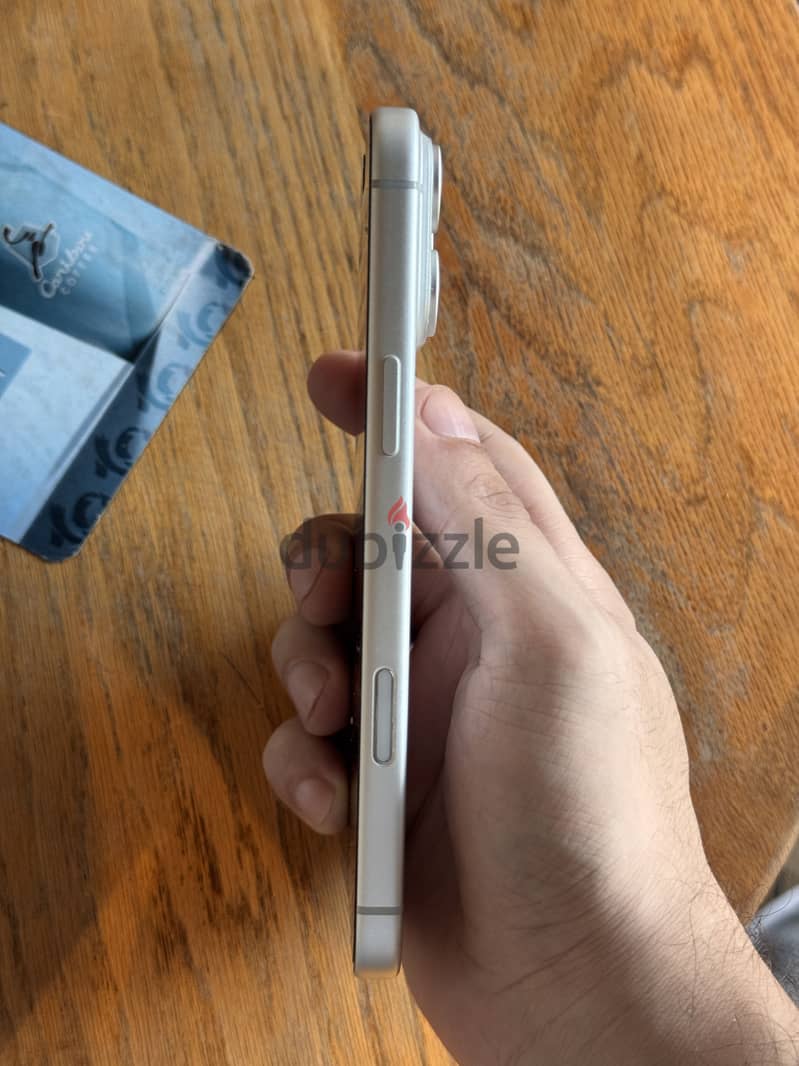 Apple - iPhone 17 Pro Max 2