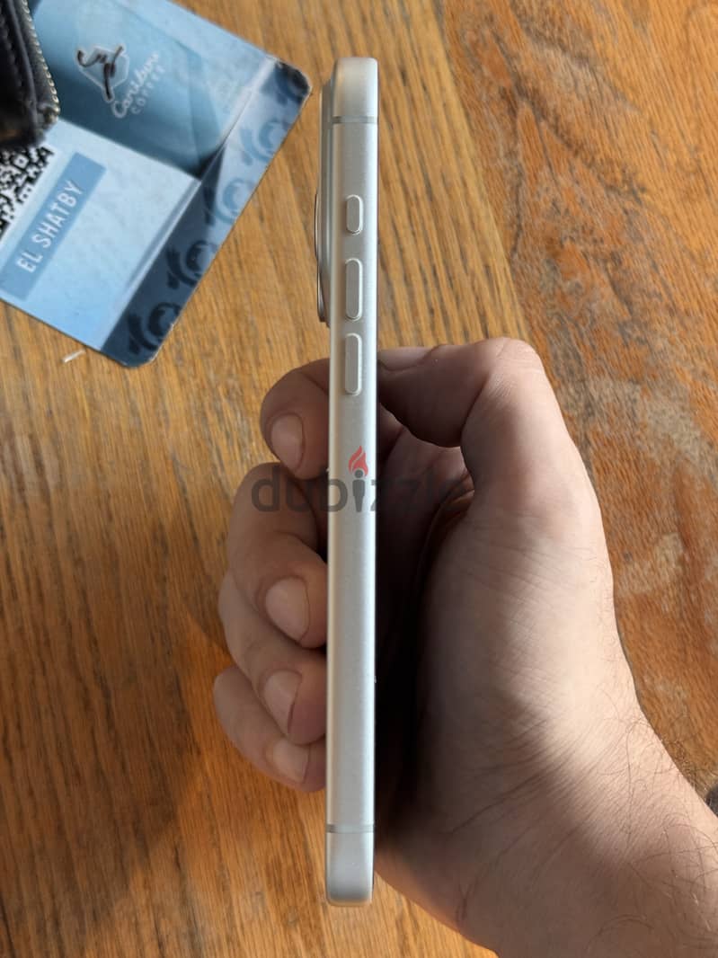 Apple - iPhone 17 Pro Max 3
