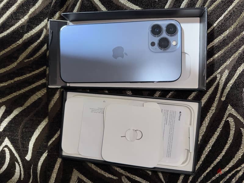 Apple - iPhone 13 Pro Max 1