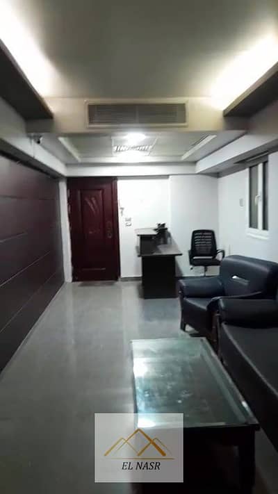 Furnished and air-conditioned office on Abu Bakr Al-Siddiq Street in Heliopolis