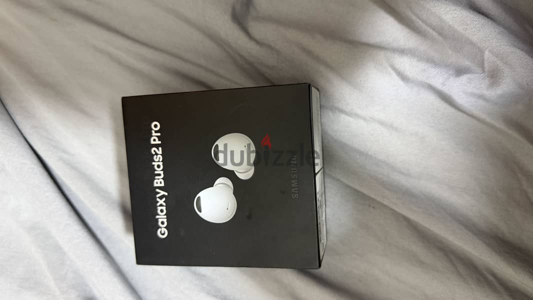Samsung Buds2 pro as new with box and case 1