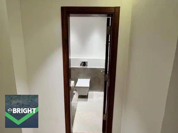 3 BR Apartment in Mountain View Hyde Park, photo 4 of 12