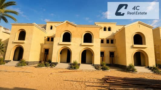 تاون هاوس بجاردن استلام فوري بموقع مميز في سراي القاهره الجديده - فيو مفتوح - for sale in sarai new cairo
