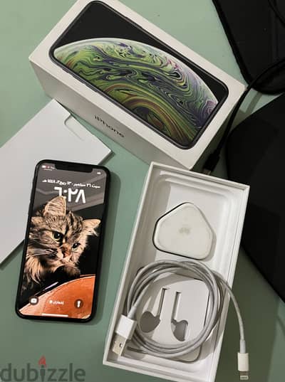 Apple - iPhone XS Apple - iPhone XS
