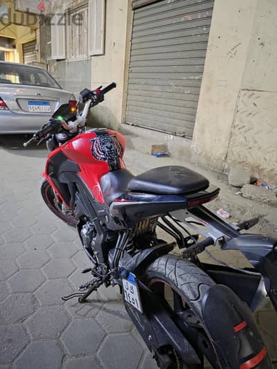 Benelli s200