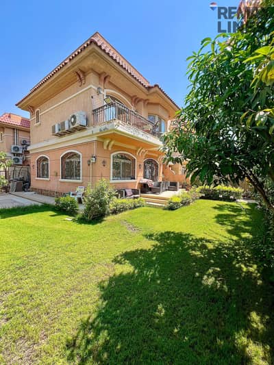 Classic Villa Townhouse Ultra Super Lux for sale in Madinaty with fruitful garden and open landscape view, ready for immediate residence