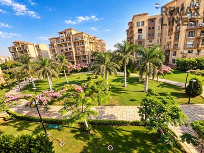 Special opportunity in B2 - | 211m with a garden view and luxurious finishing ready for living