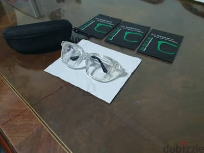 نظاره حفظ الرطوبه (Moisture Chamber Glasses)