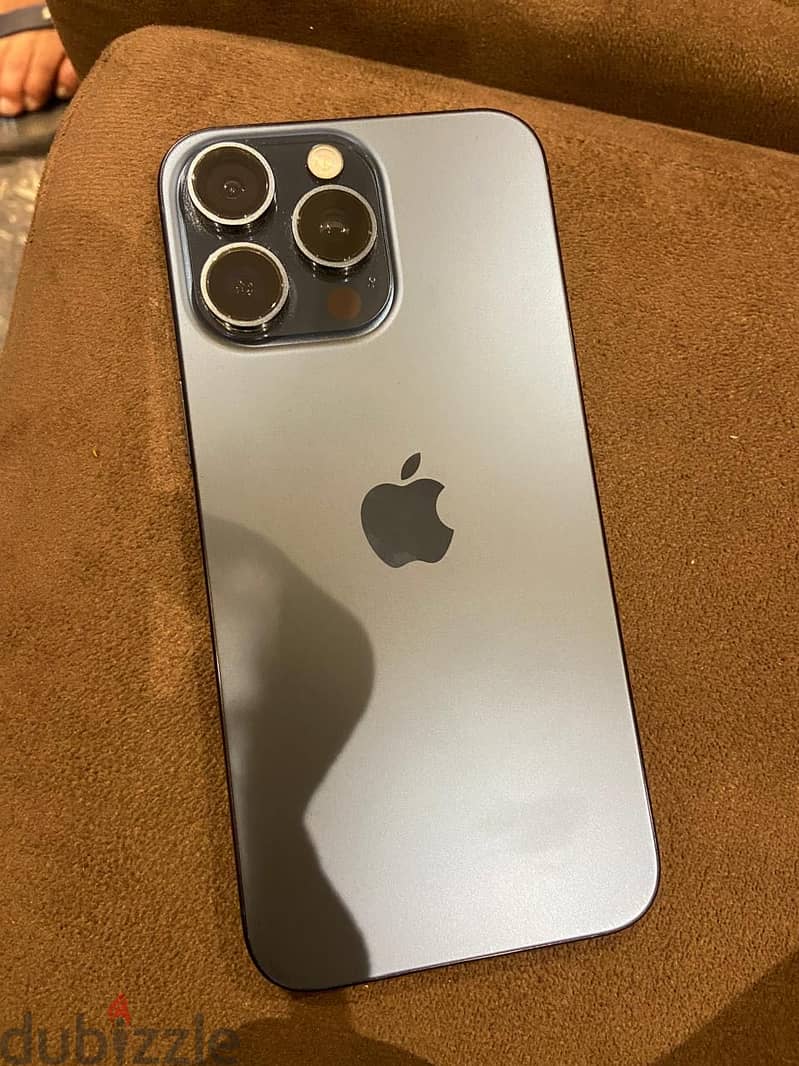 Apple - iPhone 15 Pro Max 2