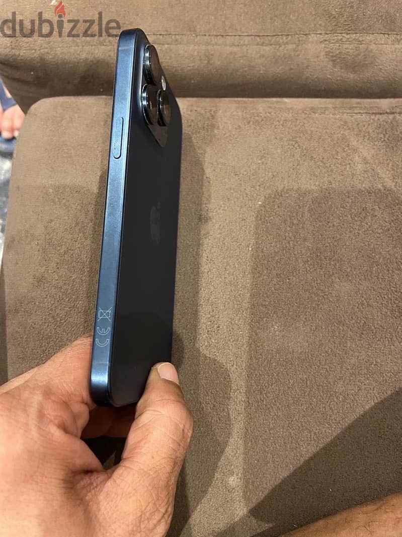 Apple - iPhone 15 Pro Max 4