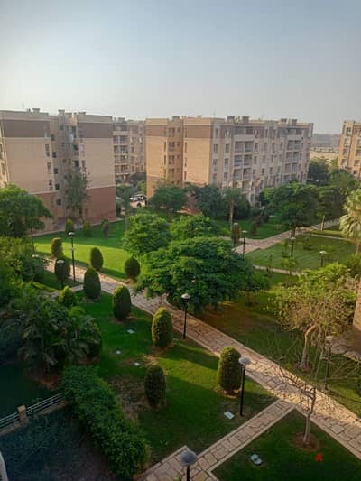 For rent: a unique apartment just steps away from all amenities in Madinaty