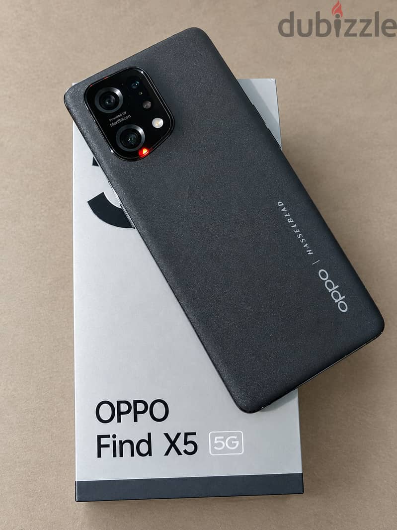 OPPO Find X5 1