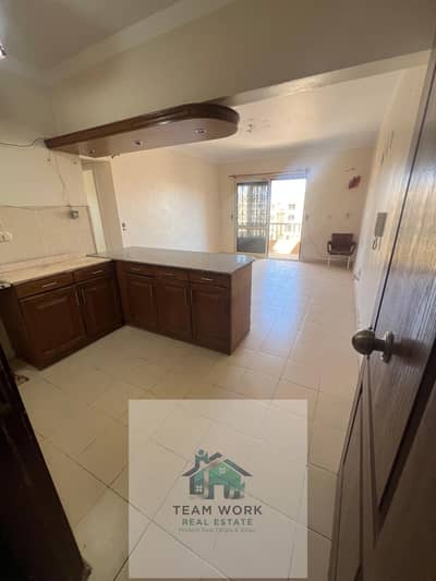 Apartment for sale in a prime location within the District 12 (Al-Mustaqbal) bui