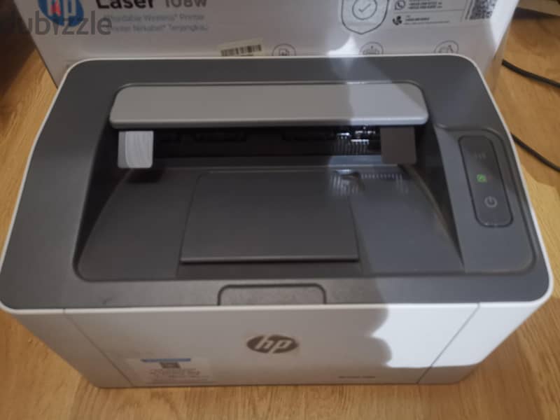 HP printer 108w + new cartridge 1