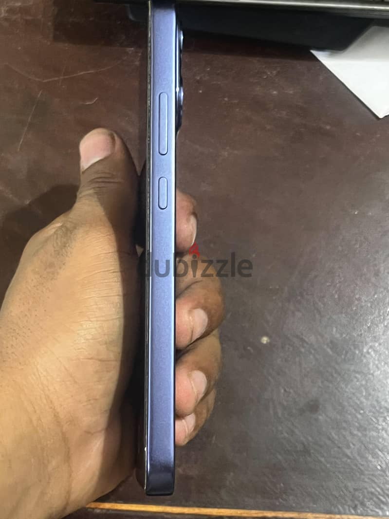 OPPO Reno 15 F 3
