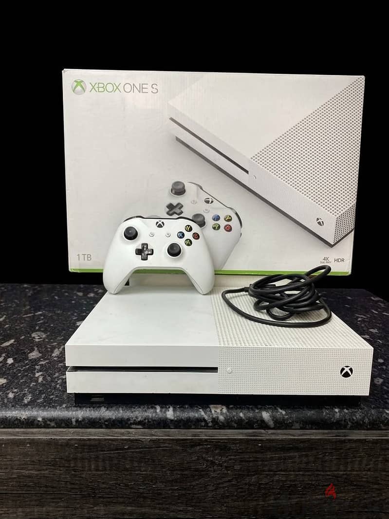 X box  one s 2