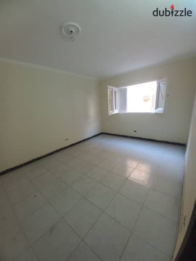 Office for rent 130m in Sheraton Airport, Egypt for Reconstruction, 3 bedrooms and a reception with 2 pieces and an elevator