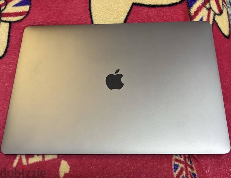 MacBook 2