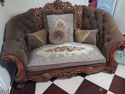 ٣ غرفة نوم وسفرة و انترية