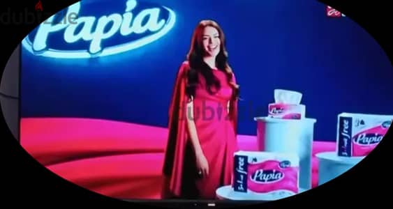 توشيبا 40بوصه بحاله ممتازه إستعمال خفيف جدا بالريموت والارجل بتعتها