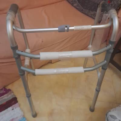Elderly lightweight Walker