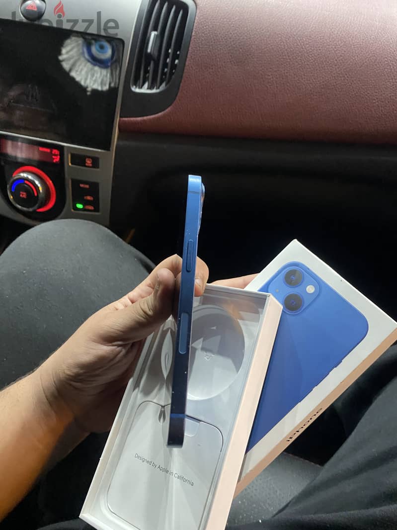 Apple - iPhone 13 3