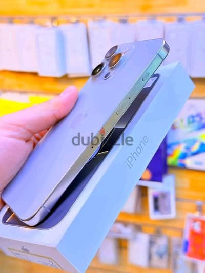 Apple - iPhone 16 Pro Max