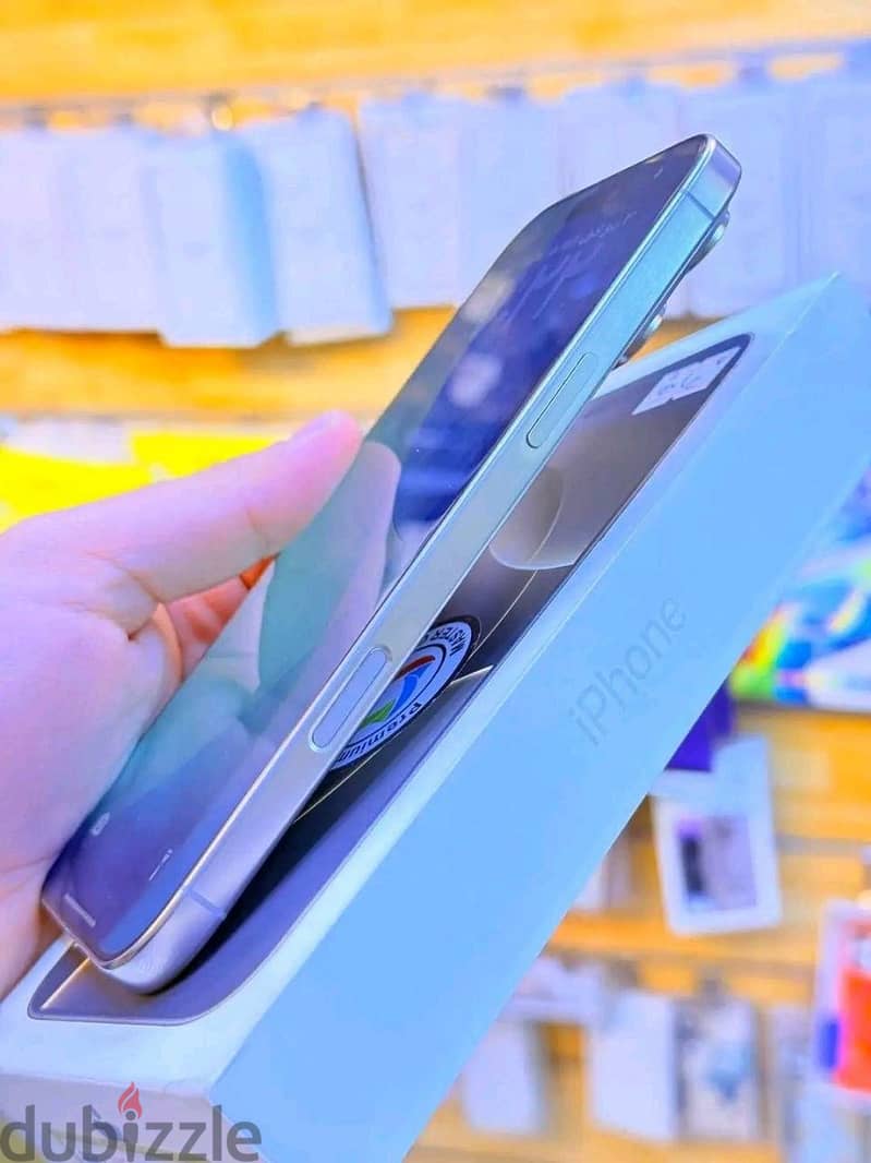 Apple - iPhone 16 Pro Max 3