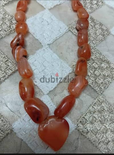 عقد عقيق يمني لسحب الطاقه السلبيه بي20000ج
