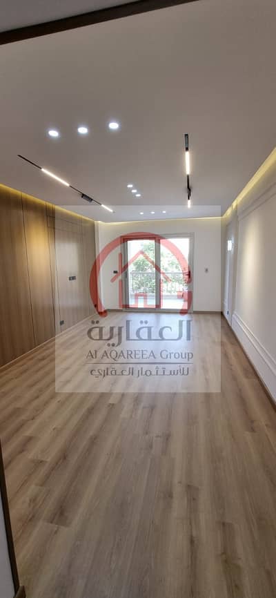 شقة لقطة للبيع في مدينتي B2 | تشطيب ألترا سوبر لوكس | بحري وفيو جاردن
