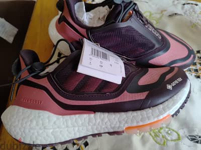 adidas ultra boost وراد الامارات