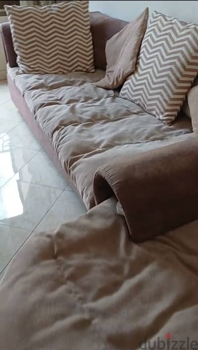 ركنه و كنبه