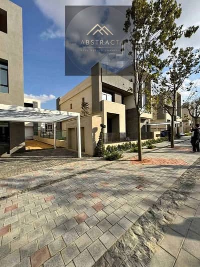 فيلا في waterway التجمع بسعر لقطه