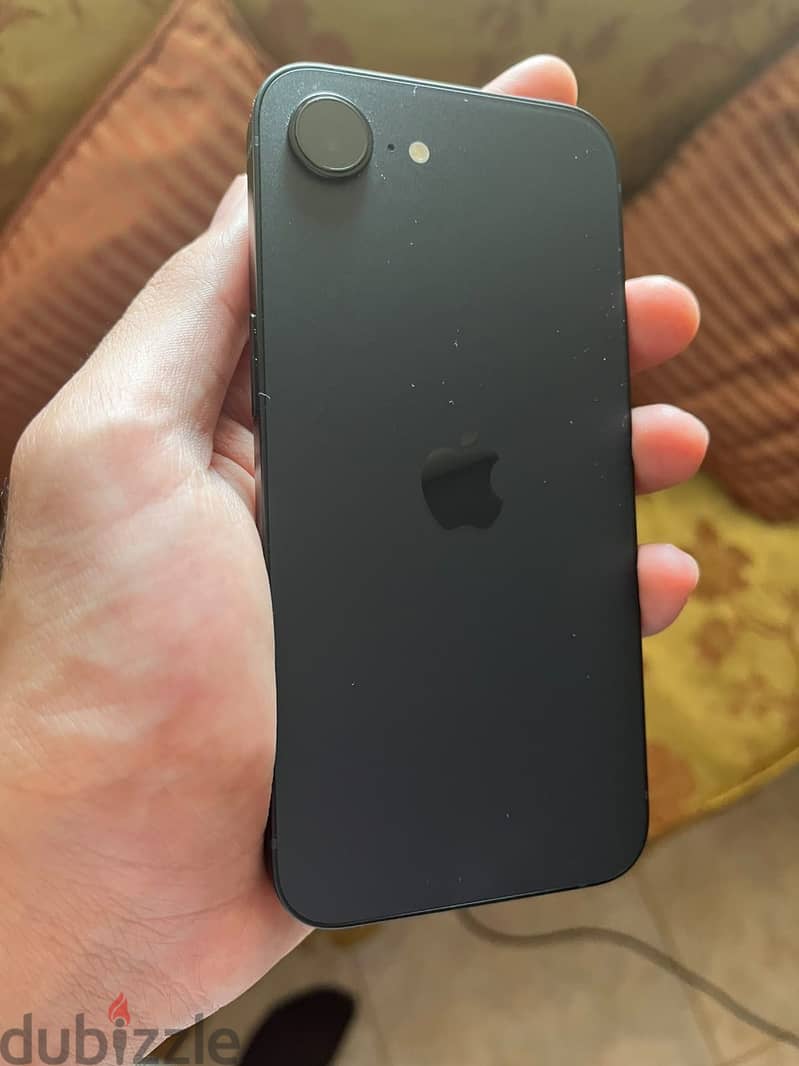 Apple - iPhone 17e 3