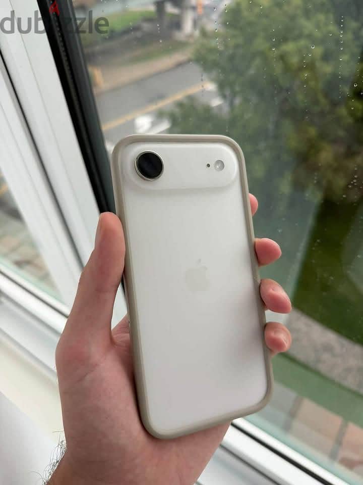 Apple - iPhone 17 Air 1