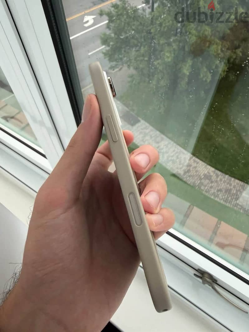 Apple - iPhone 17 Air 3