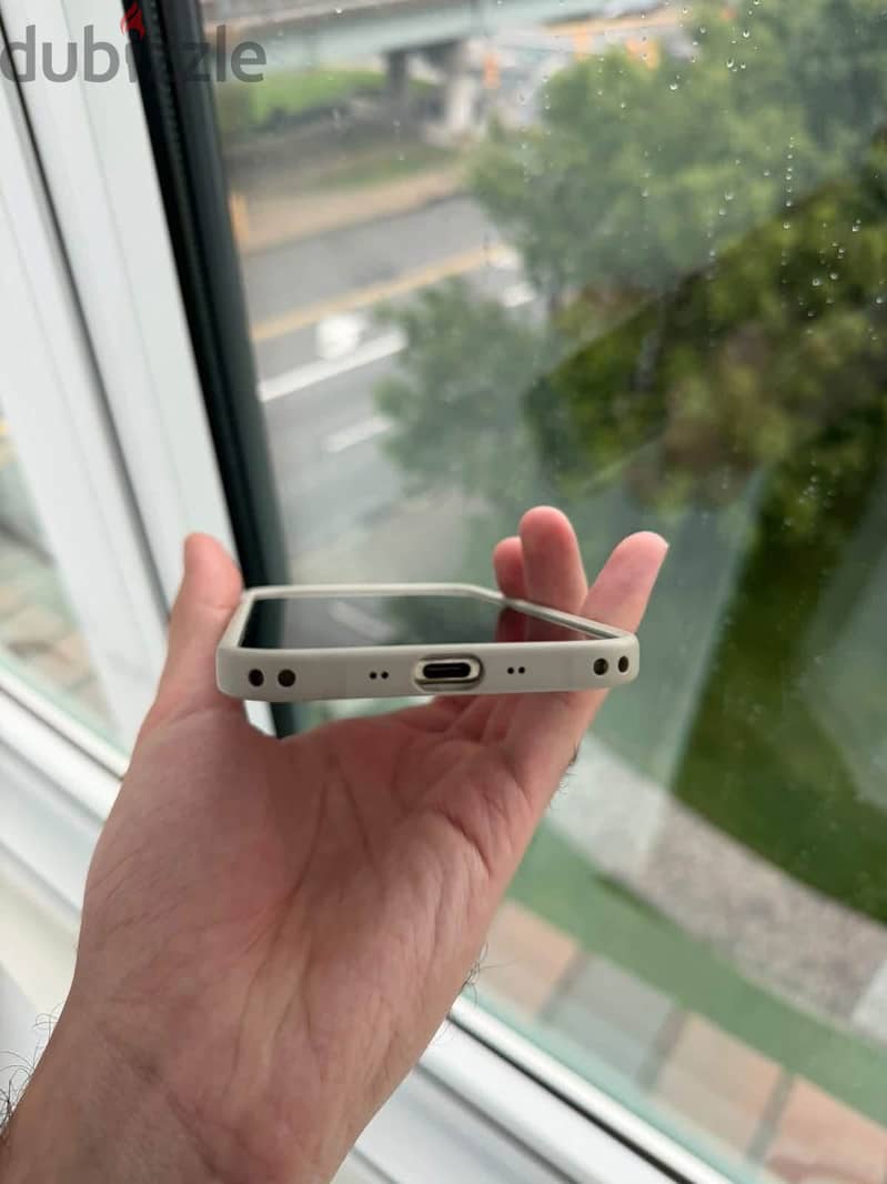 Apple - iPhone 17 Air 5