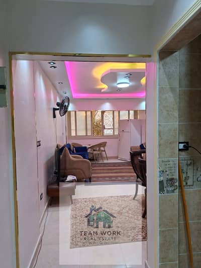 شقة مفروشة للإيجار في الشيخ زايد – الحي 11 المجاورة الثانية 4 سريرFurnished apartment for rent in Sheikh Zayed – District 11, Neighborhood 2, 4 beds.