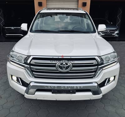 Toyota Land Cruiser Model 2018 V6