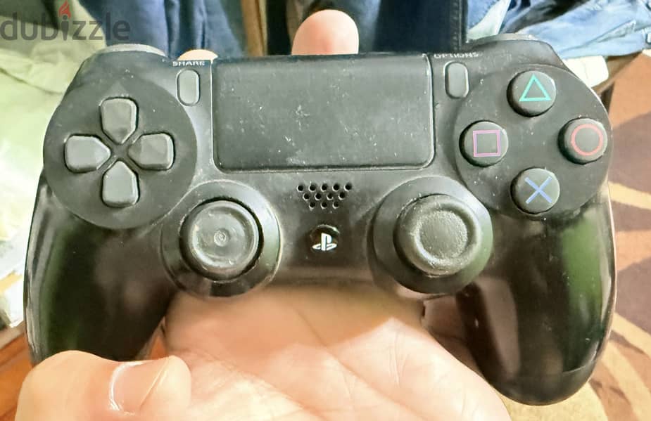 PS4 Slim 1 TB 4
