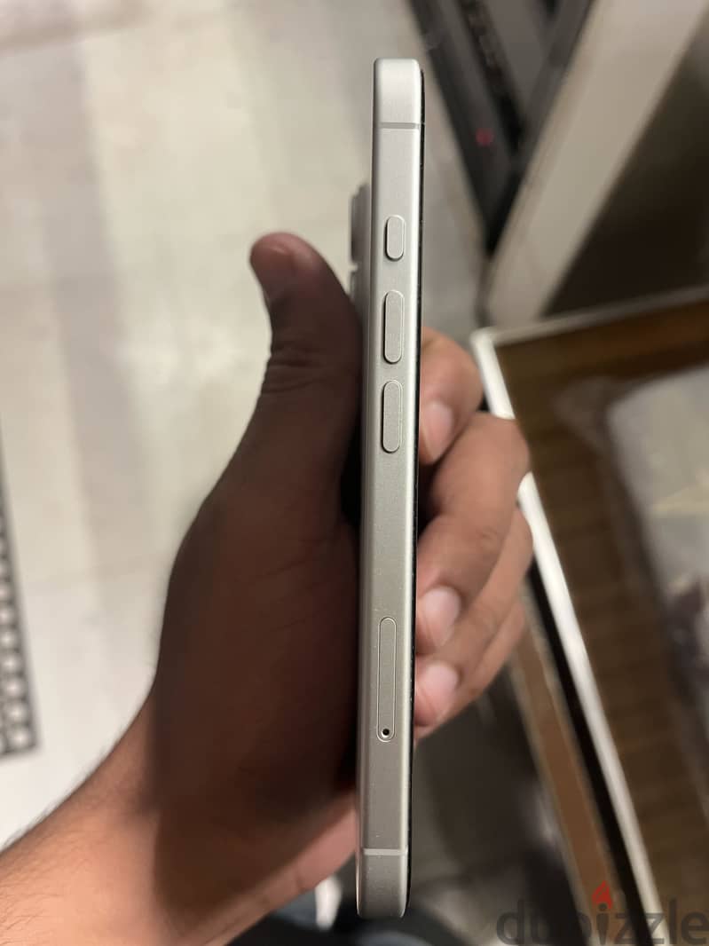 Apple - iPhone 16 3