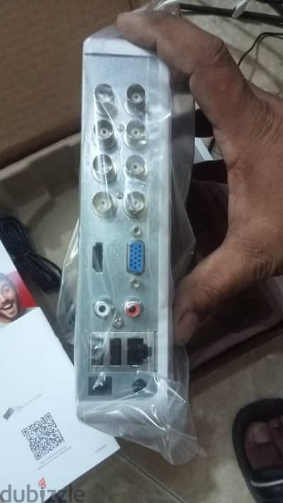 DVRهيكفيجن 8 مخرج 1080