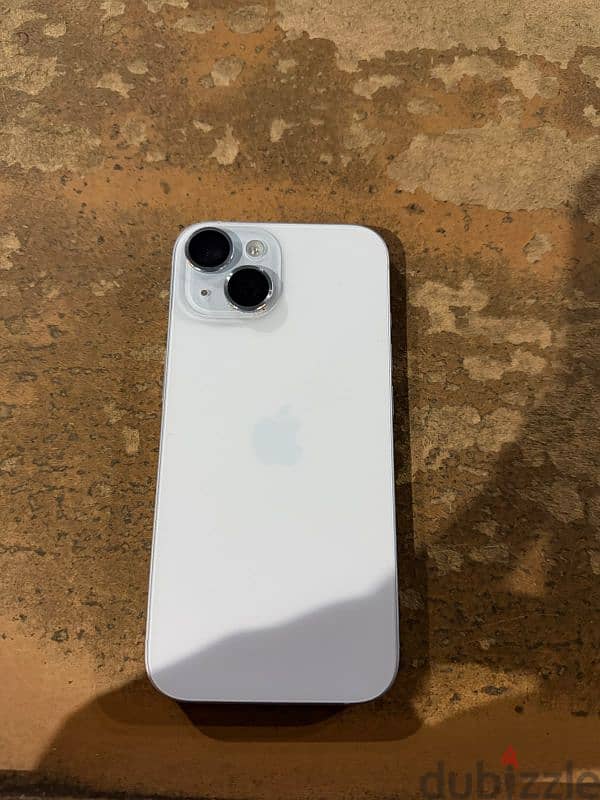 iPhone 15 3