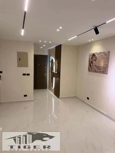 شقة للبيع بمدينتى 103م فى b6