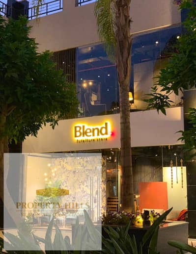 A shop with immediate occupancy, currently rented and generating 130,000 per month, located in a working mall on Club Street in Fifth Settlement.