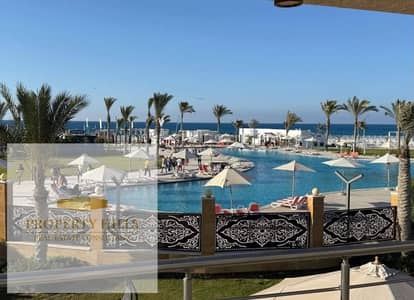 Fully finished Villa for Sale in marsellia ready to move and full sea view with private pool– 220 sqm –Price is negotiable for cash payments   Unit Type: twin villa   Built-up Area: 220 sqm   Special Feature: Includes a private swimming pool  Cash Discoun
